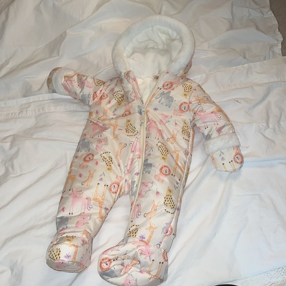 Baby girl winter snowsuit - Picture 2 of 6